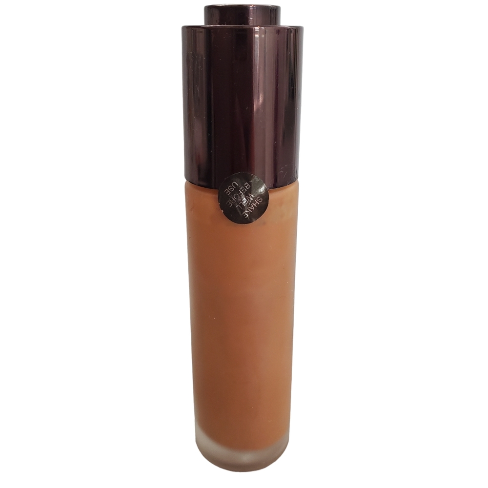 Becca Aqua Luminous Perfecting Foundation in Dark Golden - Picture 3 of 5